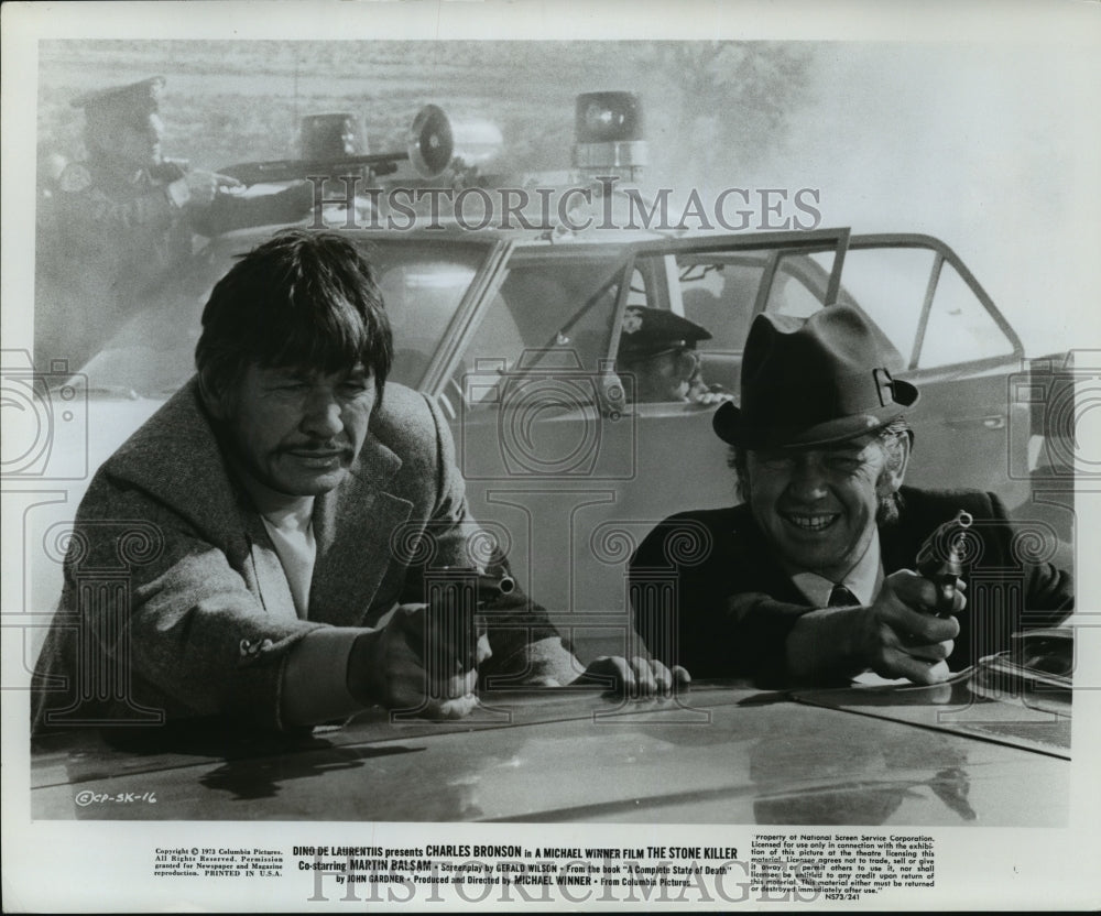 Press Photo Charles Bronson and Martin Balsam in The Stone Killer - Historic Images