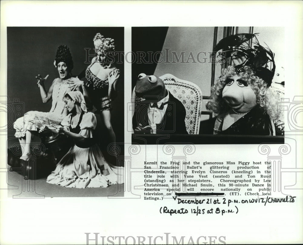 Press Photo Kermit the frog and Miss Piggy, Cisneros, Vest, Ruud-Cinderella - Historic Images