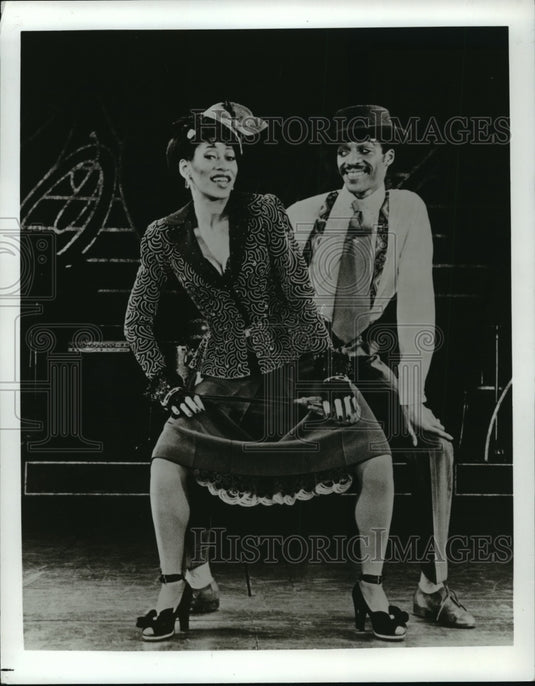 1976 Press Photo Jackie Lowe and Lonnie McNeill-"Ain't Misbehavin" - Historic Images