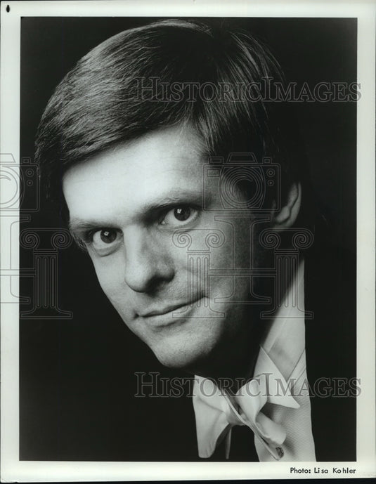 1988 Press Photo John Stewart -tenor - Historic Images