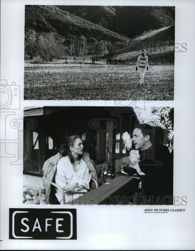 Press Photo Bottom- Julianne Moore (as Carol White) and Director Todd Haynes - Historic Images