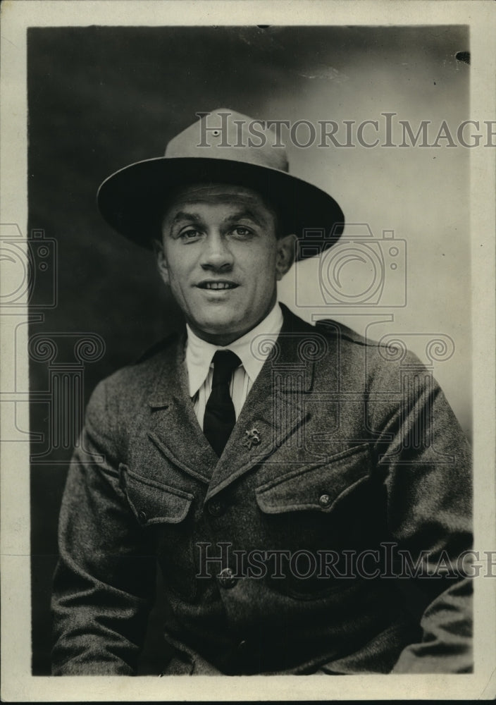 Press Photo Boxer Johnny Kelbane in Coat, Tie and Hat - cvb75020 - Historic Images