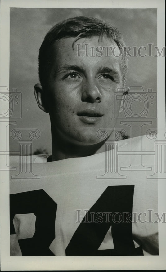 1953 Press Photo Curt Von Mueller, Halfback for Lewis & Clark - Historic Images