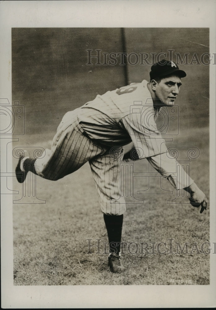 1938 Press Photo Mike Meola, Pitcher for St. Louis Browns - Historic Images