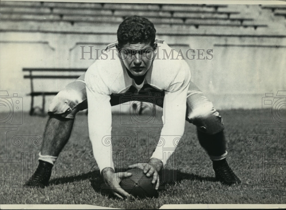 1939 Press Photo Bob Allen, Center UNC - Historic Images