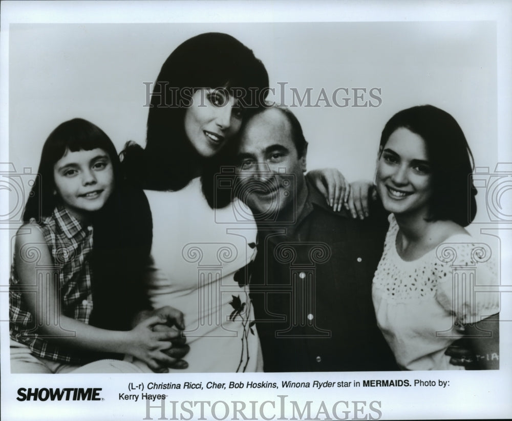 1947 Press Photo LR Christina Ricci,Cher,Bob Hoskins,Winona Ryder,MERMAIDS stars - Historic Images