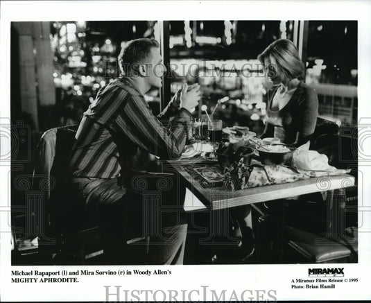 1995 Press Photo Michael Rapaport & Mira Sorvino in Mighty Aphrodite - Historic Images