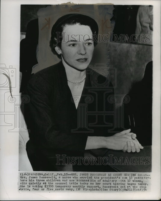 1954 Press Photo Mrs. James Roosevelt filed adultery case against husband - Historic Images