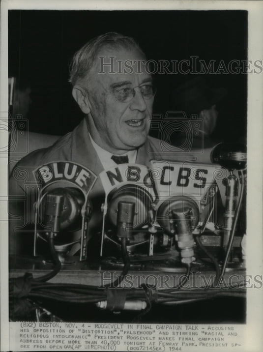 1944 Press Photo President Franklin Roosevelt in his final campaign address - Historic Images