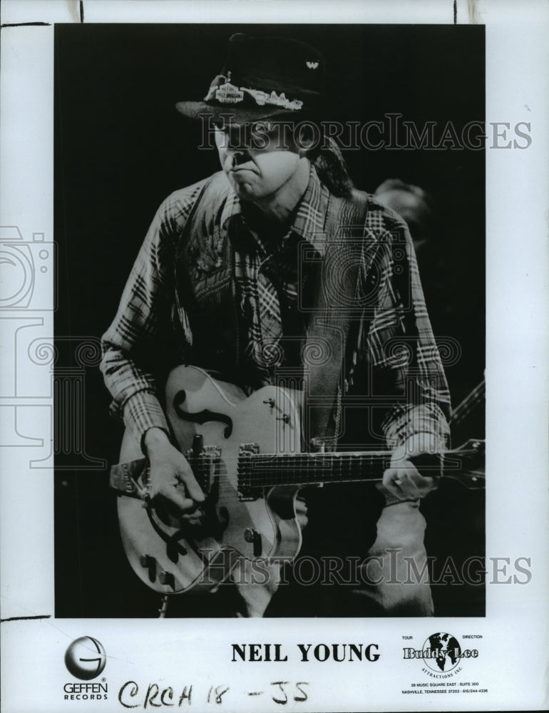 1988 Press Photo Neil Young - Historic Images