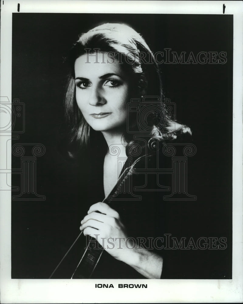 1964 Press Photo Iona Brown - Historic Images