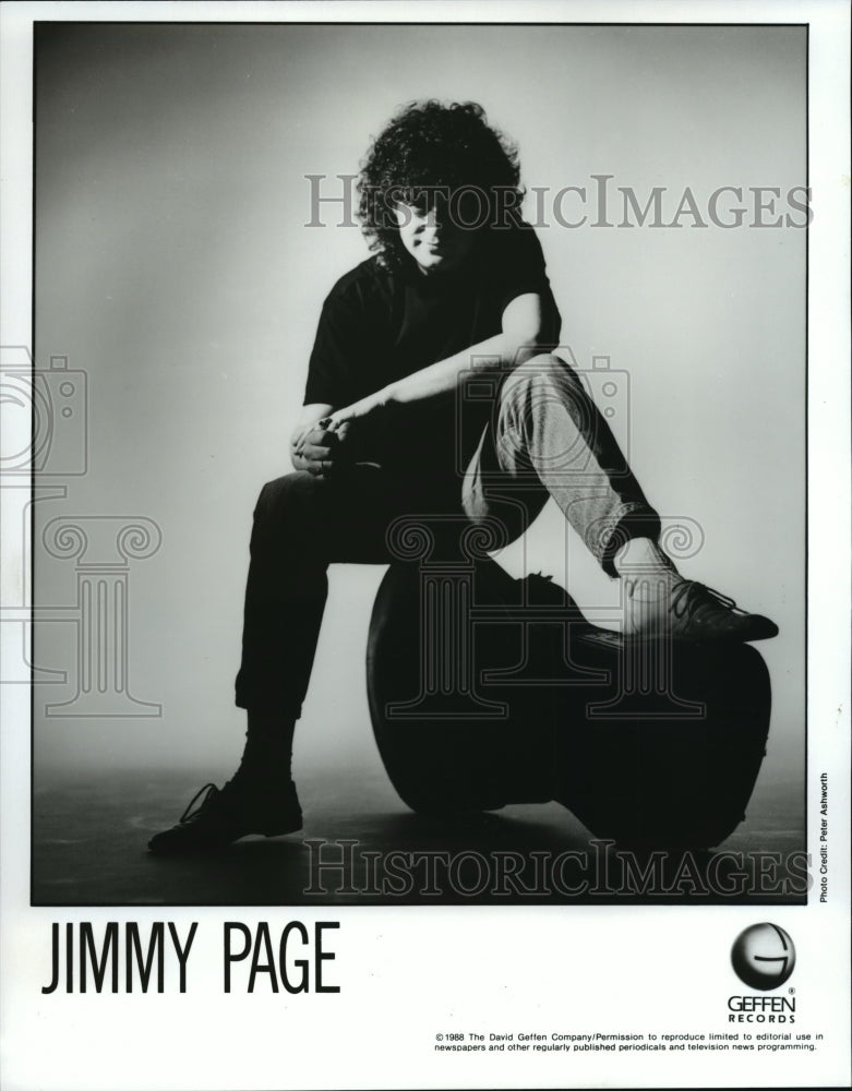 1988 Press Photo Jimmy Page, an English musician, songwriter, multi-instrument - Historic Images