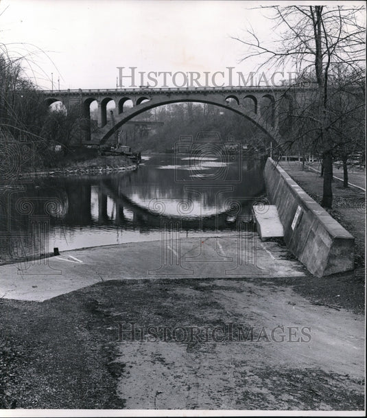 1964 Press Photo Rocky River Bridge-Detroit - cvo00202 - Historic Images