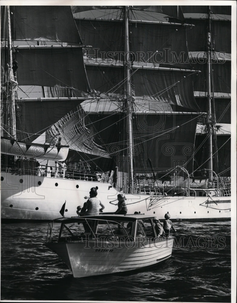 1964 Press Photo Christian Radich ship - Historic Images