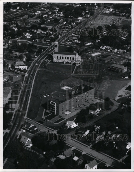 1968 Press Photo Detroit Road and Northview-River Hill Apartments - Historic Images