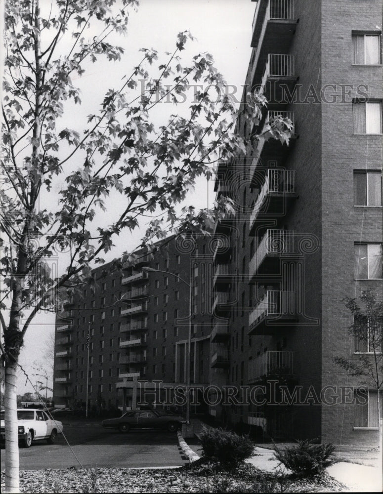 1972 Press Photo New High Rise Parma, Parma Heights back of Parmatown - Historic Images