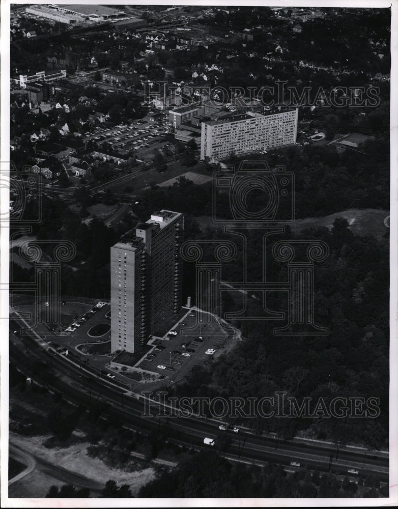 1968 Press Photo Superior Road south of Euclid  Huron Road Hospital Complex - Historic Images