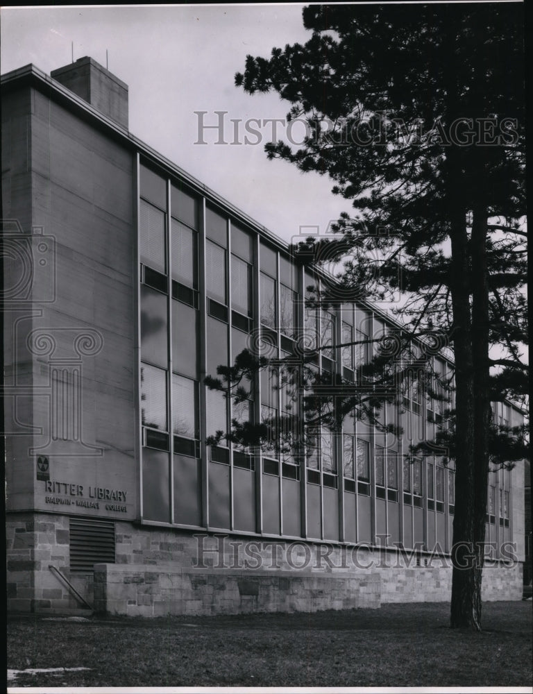 Bw Library 1964 Press Photo Baldwin Wallace College Library - Historic Images