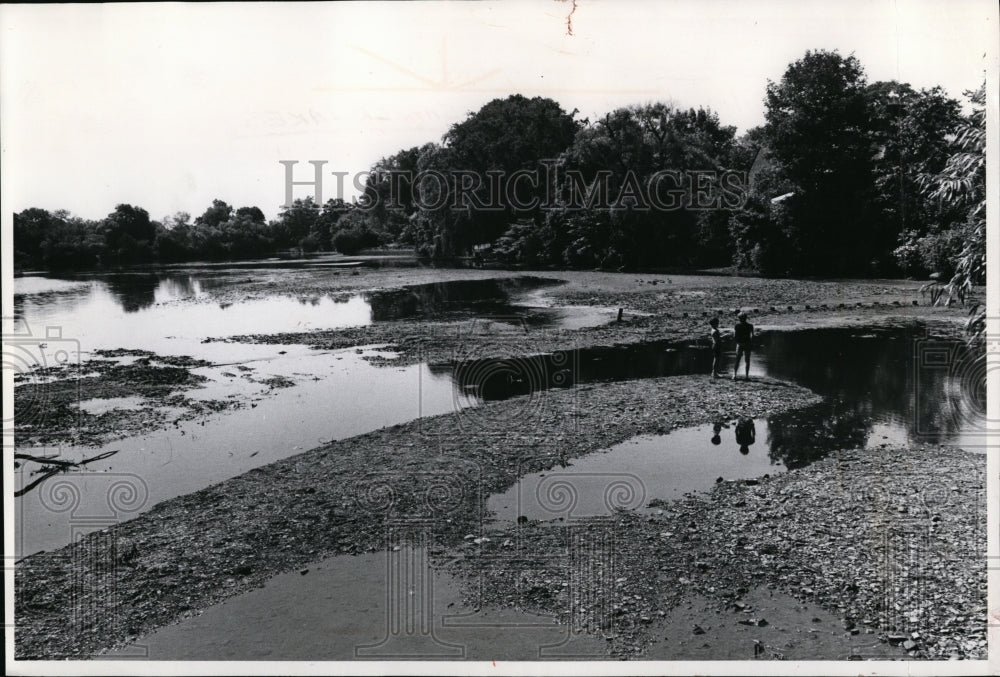 1975 Press Photo Shaker Lakes-Shaker Heights Ohio - Historic Images