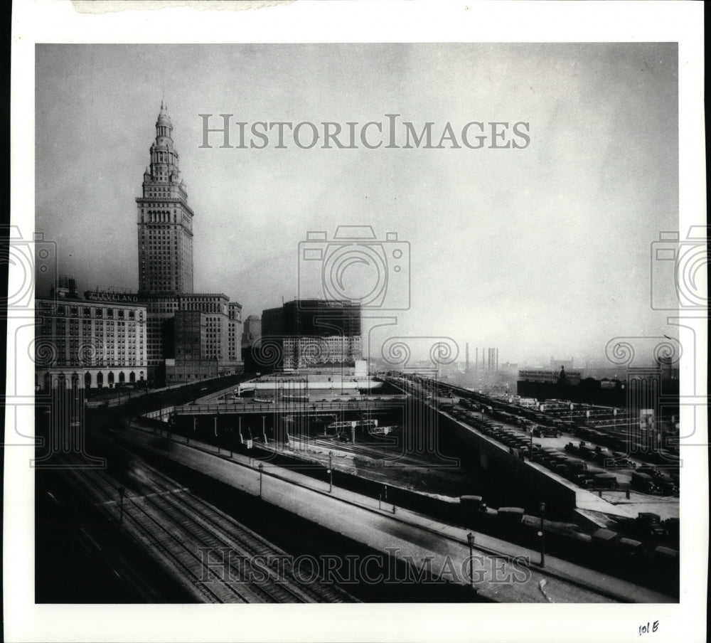 1930 Press Photo Terminal Tower, circa 1930 - Historic Images