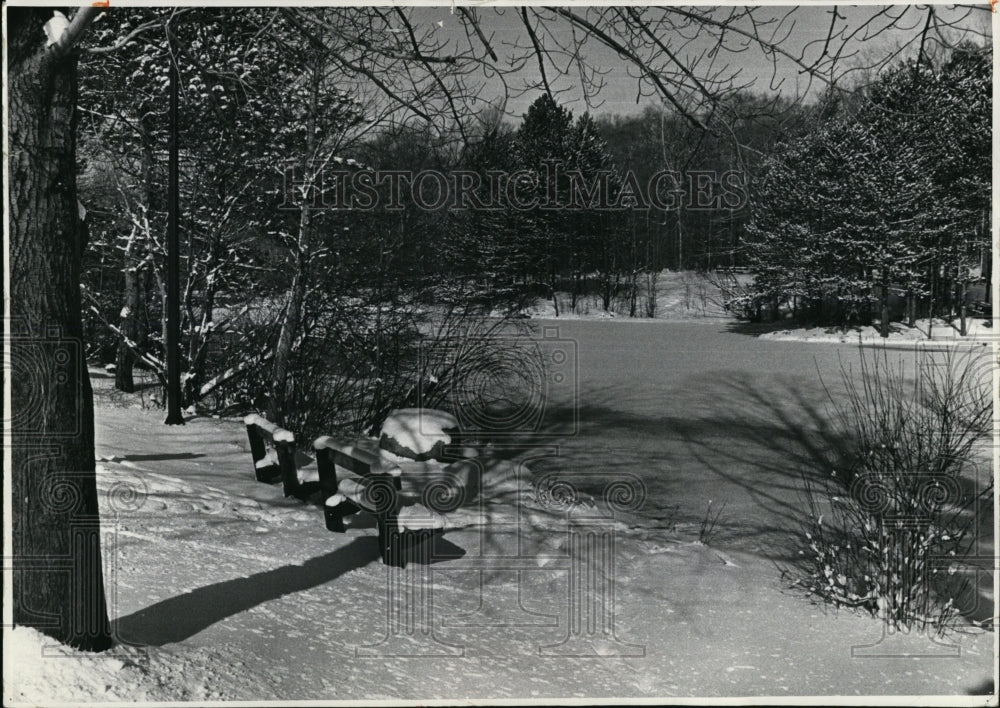 1972 Press Photo North Chagrin River-winter weather - Historic Images