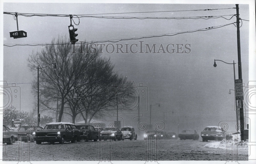 1972 Press Photo E 9 and Lakeside looking North during winter - Historic Images