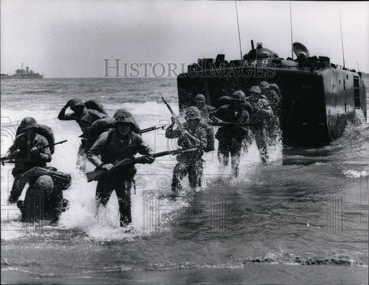 1959 Press Photo St. Laurence Seaway Celebration-U.S. Marines - Historic Images