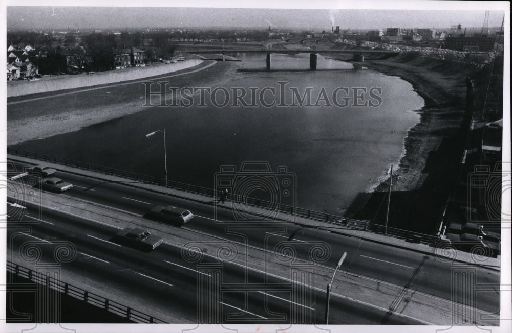 1968 Press Photo Miami River Dayton Ohio - Historic Images