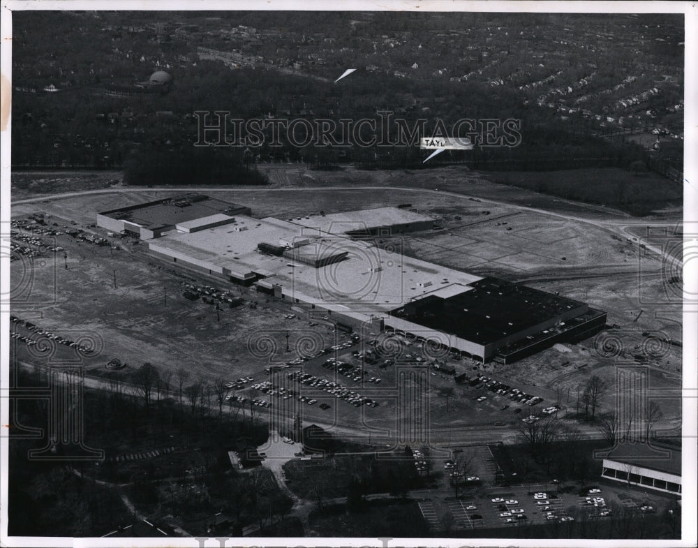 1963 Press Photo Severence Shopping Center aerial photo - Historic Images