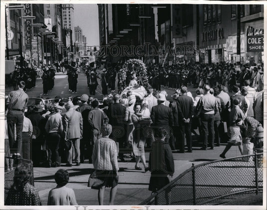 1963 Press Photo Columbus Day Parade with Marie Pagone-Miss Columbia - Historic Images