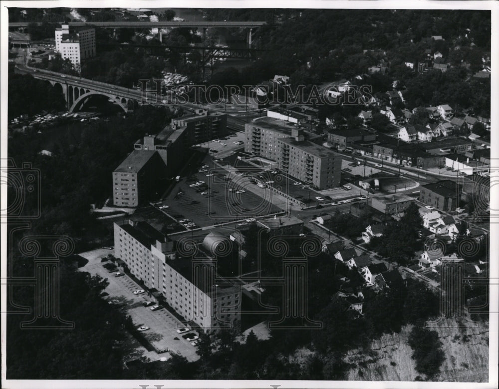 1968 Press Photo Commodore Apartments, Detroit Street, Lakewood - Historic Images