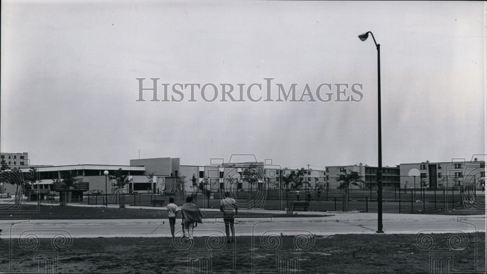 1972 Press Photo King Kennedy Apartments, E 64th Street - Historic Images