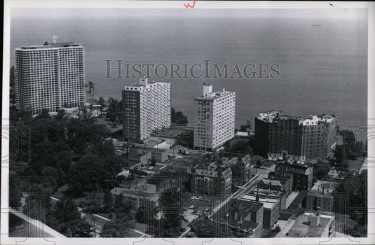 1969 Press Photo Lakewood Gold Coast Housing - Historic Images