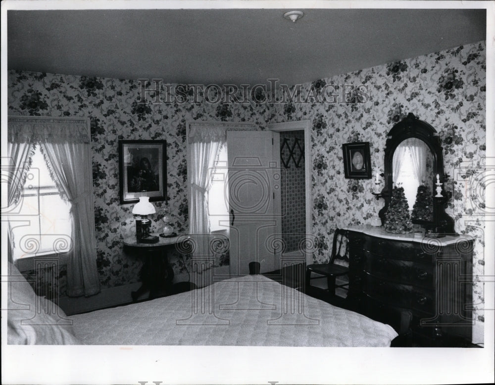 1971 Press Photo Jonathan Hale homestead-Victorian bedroom - Historic Images