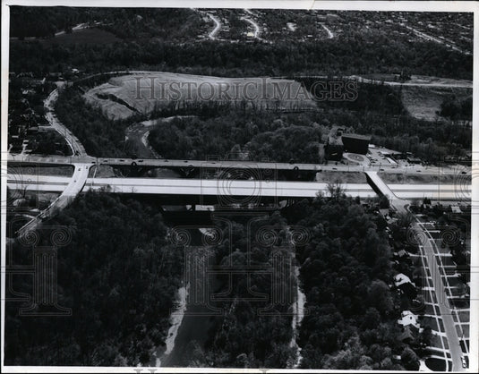 1971 Press Photo Highway I-90 construction-aerial view - Historic Images