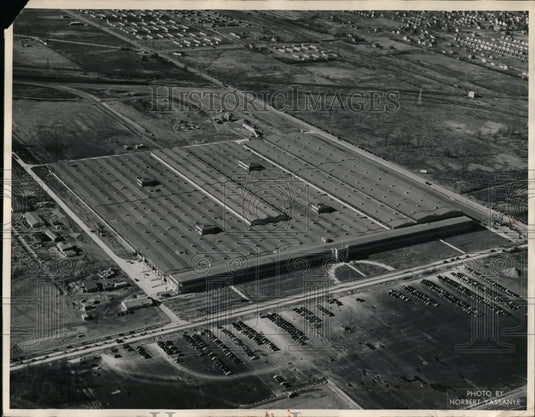 1948 Press Photo General Motors' Chevrolet Parma Plant - Historic Images