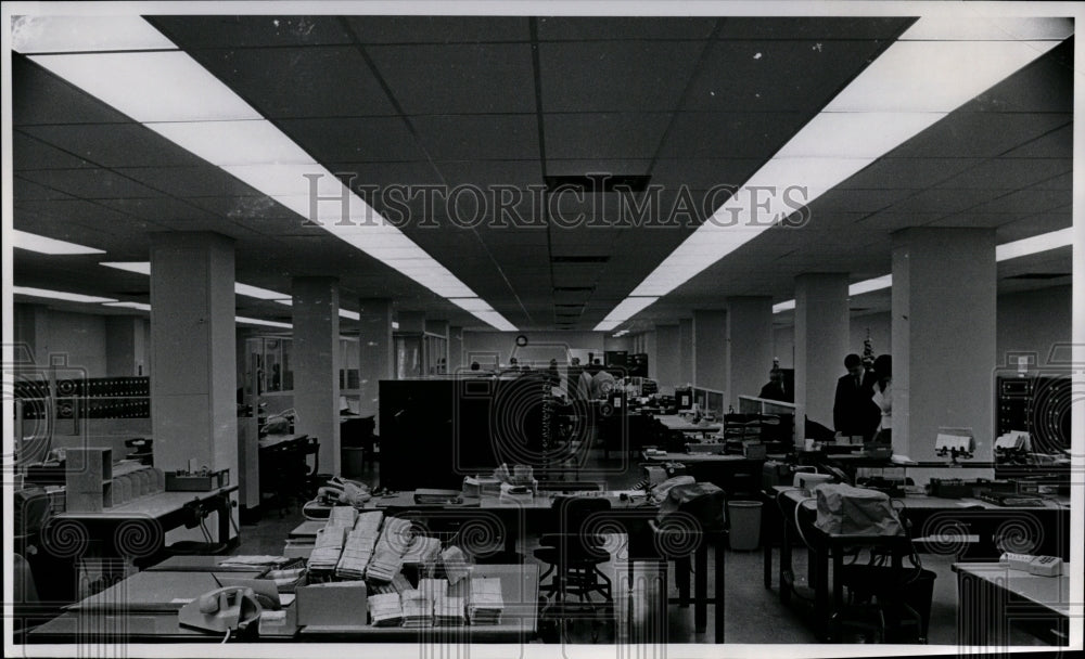 1966 Press Photo Credit Bureau of Cleveland, 666 Euclid - Historic Images