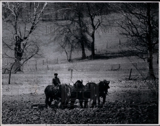 1971 Press Photo Early corn planting to beat the blight-Coshocton County - Historic Images