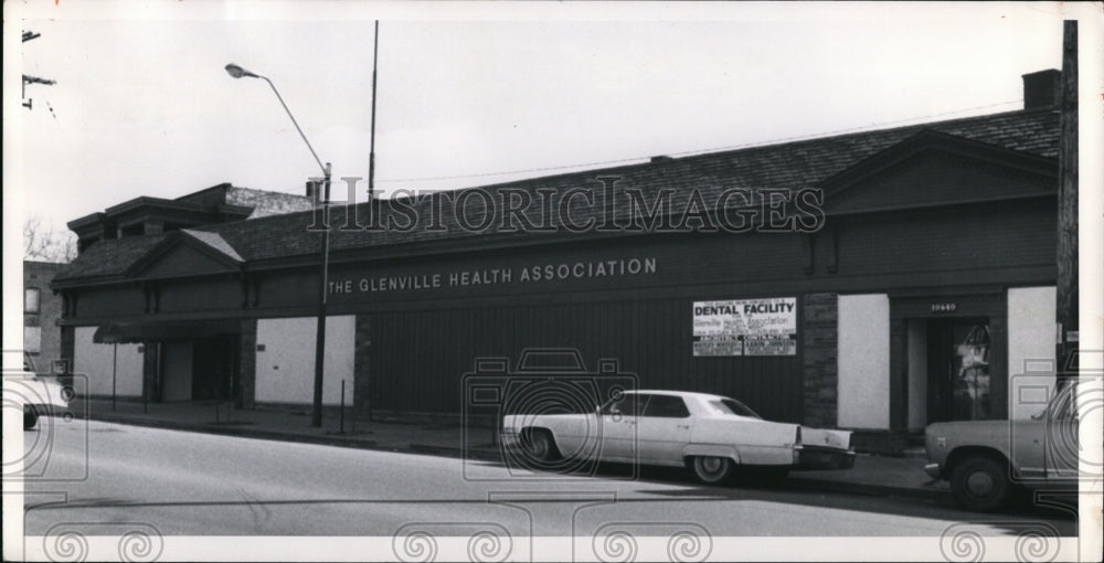 1975 Press Photo Glenville Health Association Clinic at 10640 St. Clair Avenue N - Historic Images