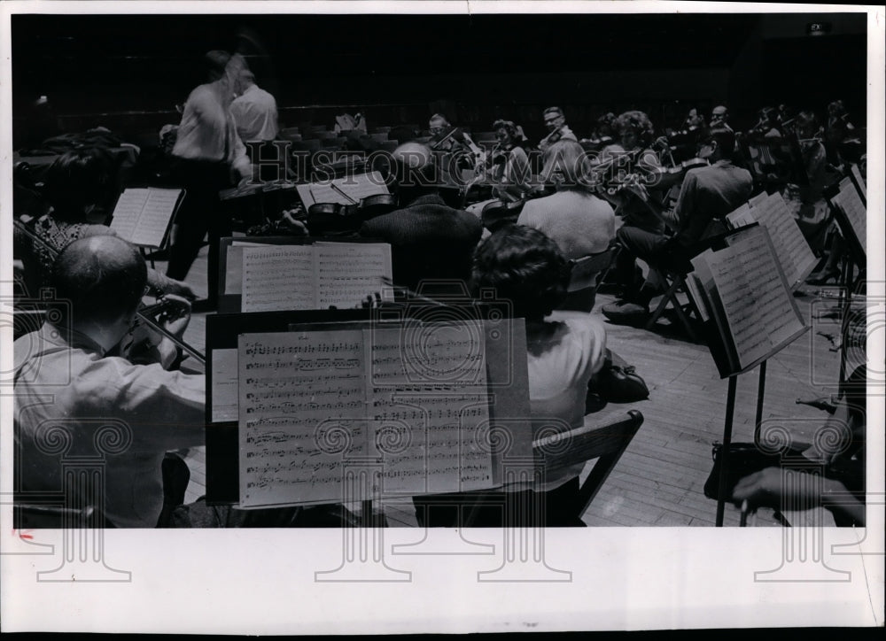 1965 Press Photo The Cleveland Philharmonic Orchestra - Historic Images