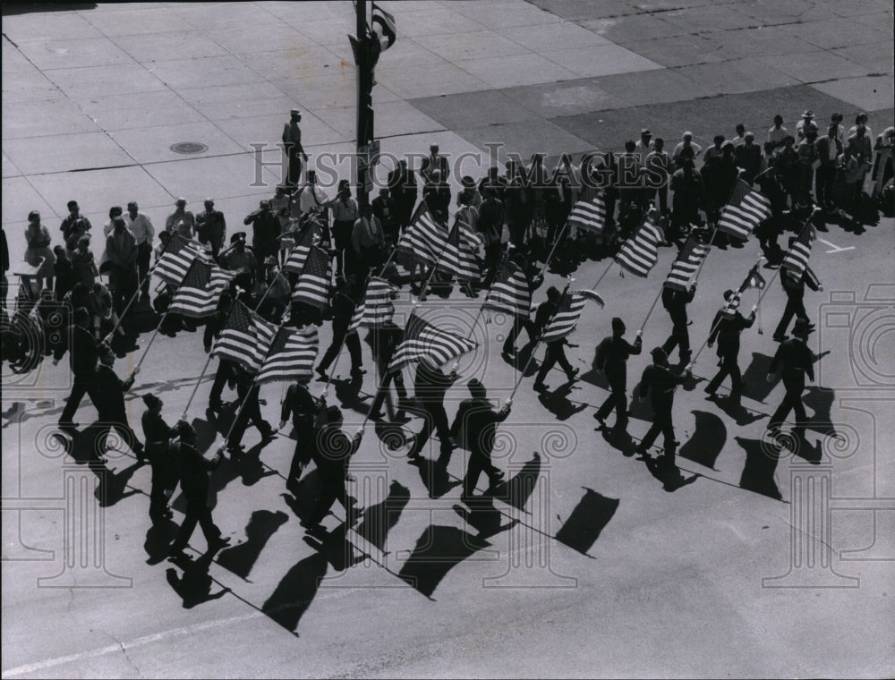 1963 Press Photo Al Koran Shrine flag bearing representatives-Chicago - Historic Images