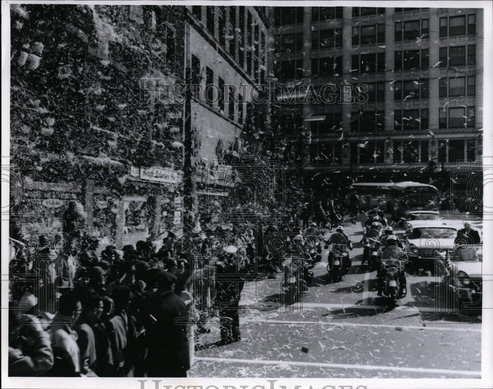 1960 Press Photo Dwight Eisenhower visits Ike at E 9th and Euclid - cvo02729 - Historic Images