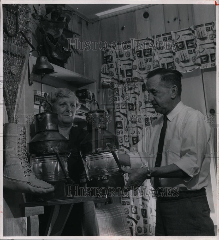 1968 Press Photo Mr. and Mrs. Charles Courville-Illuminating Co. Area Developmen - Historic Images