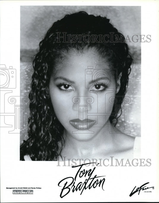 1997, Toni Braxton Singer Songwriter Musician - cvp00100 - Historic Images