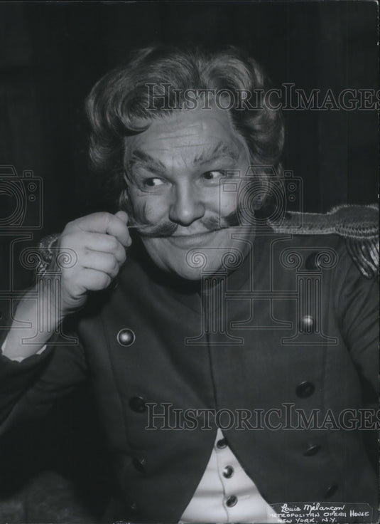 1972 Press Photo Fernando Corena in La Fille du Regiment - cvp01586 - Historic Images