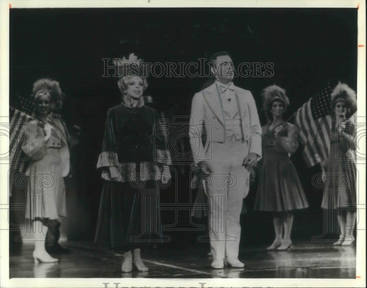 1981 Press Photo Ken Berry and Patti MacLeod in George M - cvp02124 - Historic Images