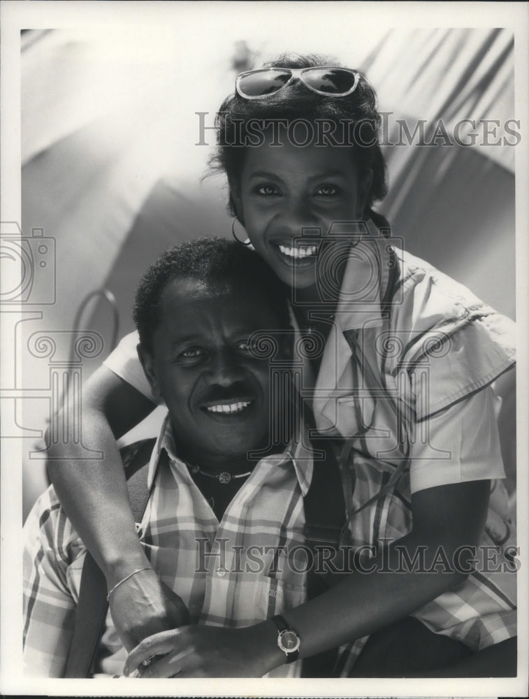 1985, Flip Wilson and Gladys Knight on Charlie &amp; Company - cvp08751 - Historic Images