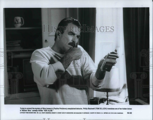 1990 Tom Selleck in a scene from Her Alibi-Historic Images