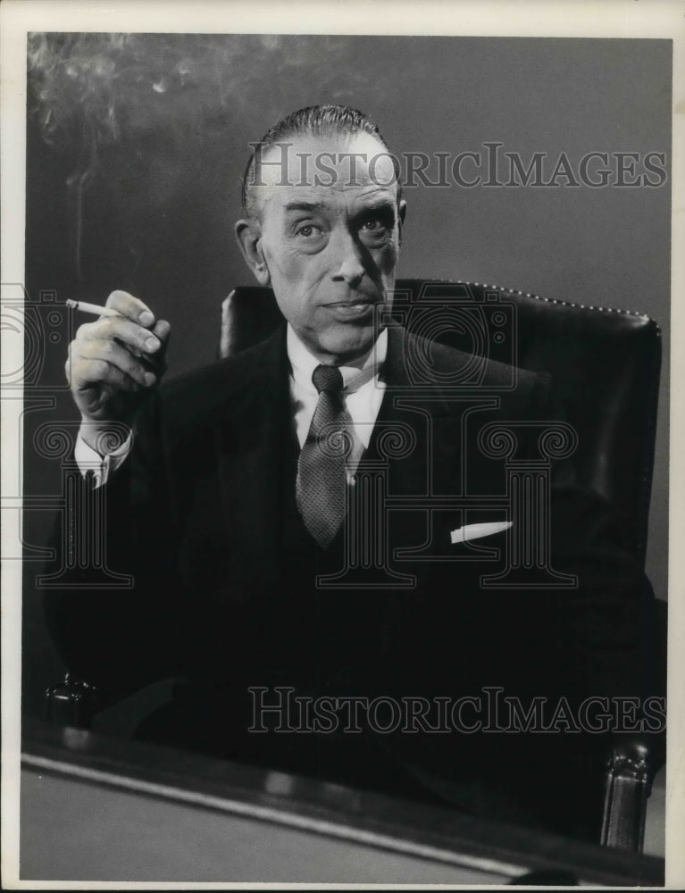 Frank Gallop, American radio and television personality-Historic Images