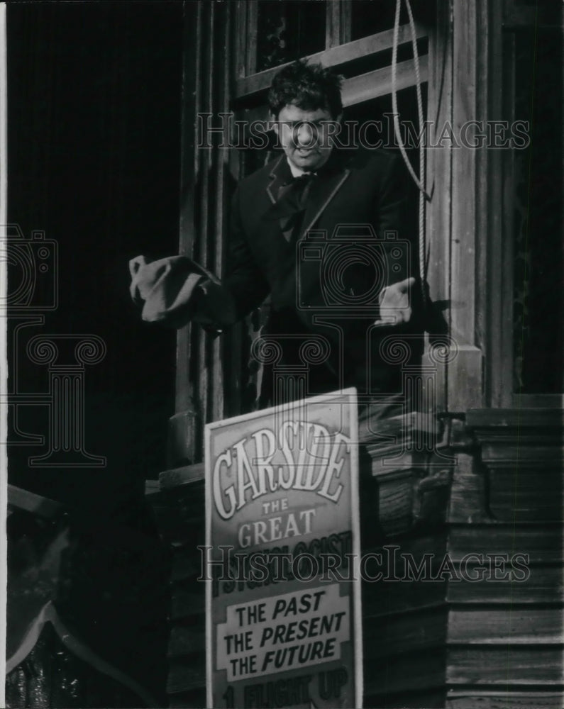 1986, Buddy Hackett in I had a Bail - cvp17821 - Historic Images